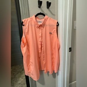 Women’s XXXL Columbia tank snap button up
